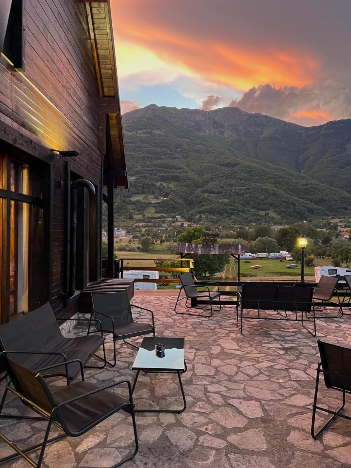 Camp Hotel Lake Views Plav Exterior foto